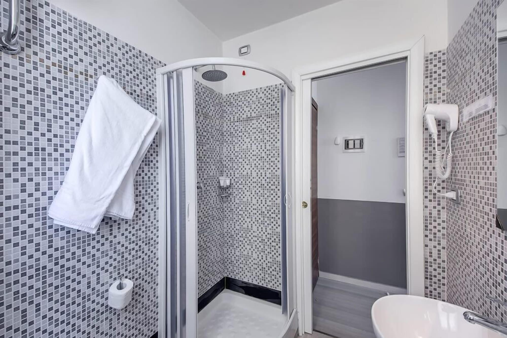 Mf Hotel Рим Екстер'єр фото