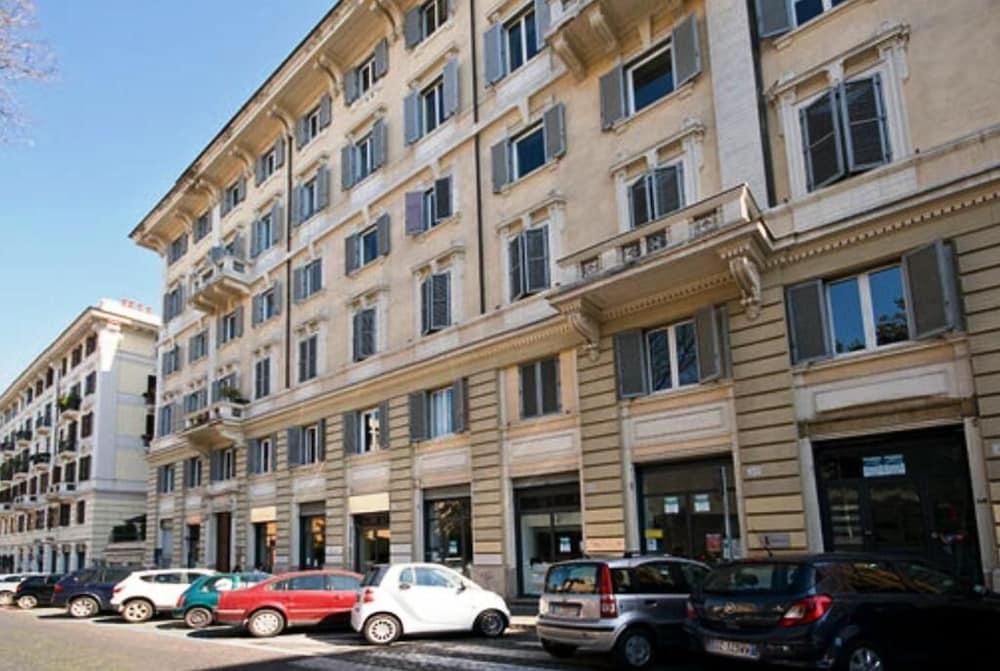 Mf Hotel Рим Екстер'єр фото